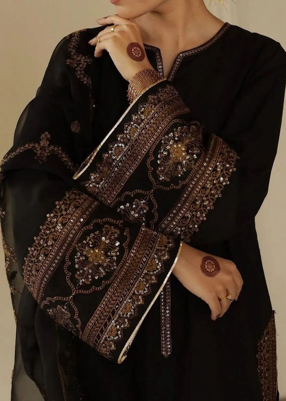 Dyot's Black Gold Festive lawn. (Unstitched)