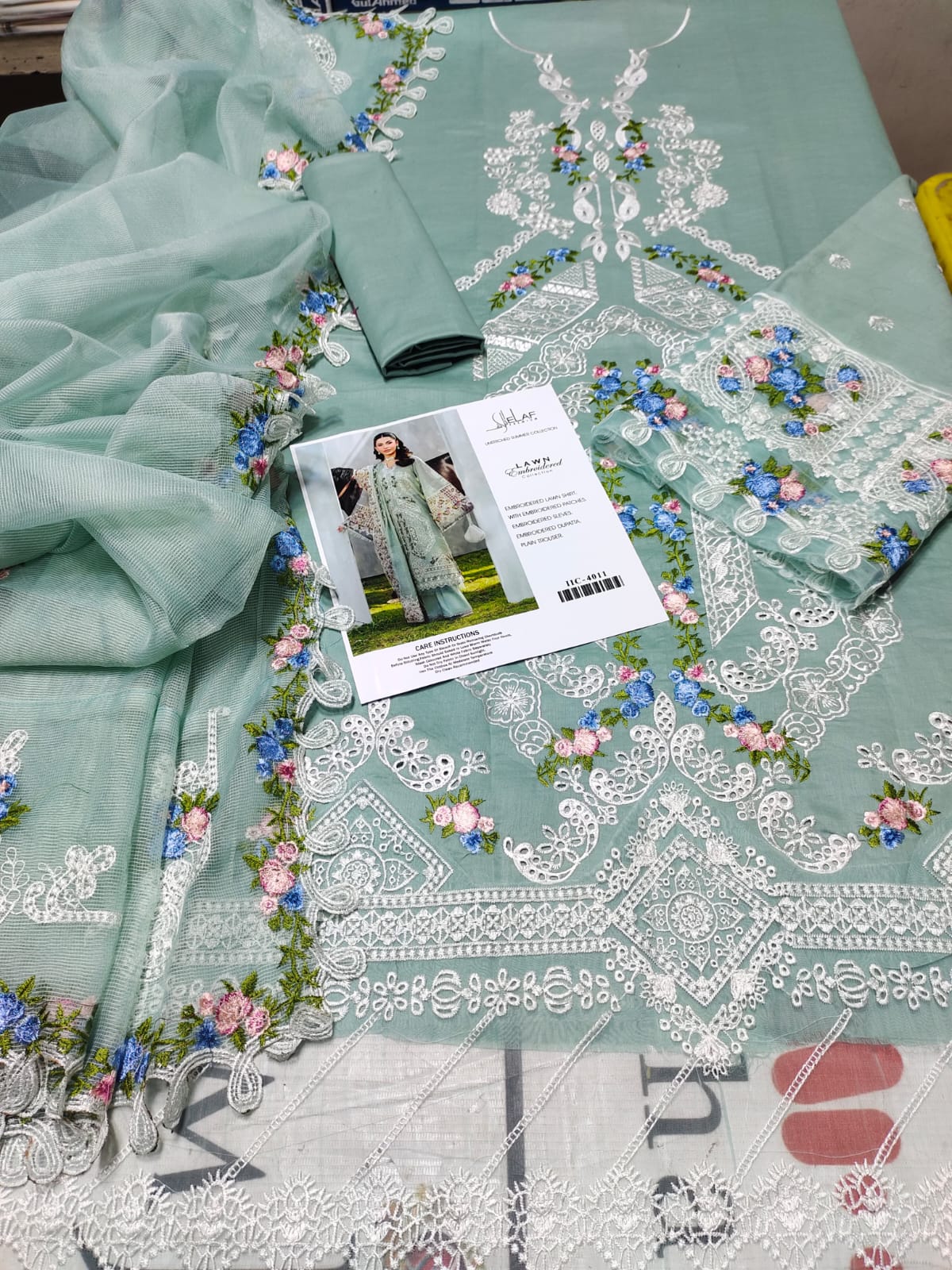 Elaf Luxury Embroidered Collection 2026 Vol-2  IIC-4011